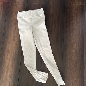 Women’s Athleta Cream Leggings